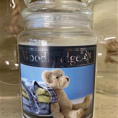 Woodbridge Candles clean linen